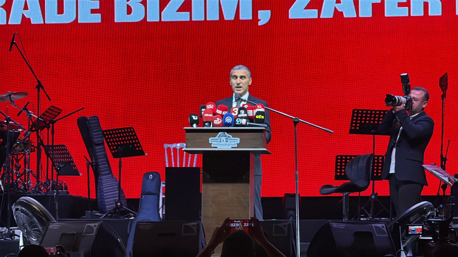 Afyonkarahisar 15 Temmuz için meydanda