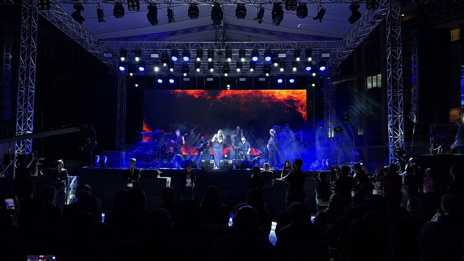 Afyonkarahisar tek yürek: Finali Zara yaptı