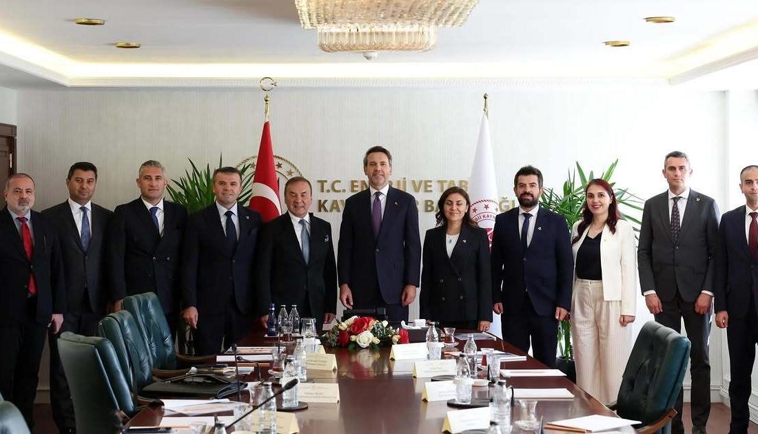 İstanbul Maden İhracatçıları Birliği (İMİB) Yönetim Kurulu, madencilik sektörünün mevcut