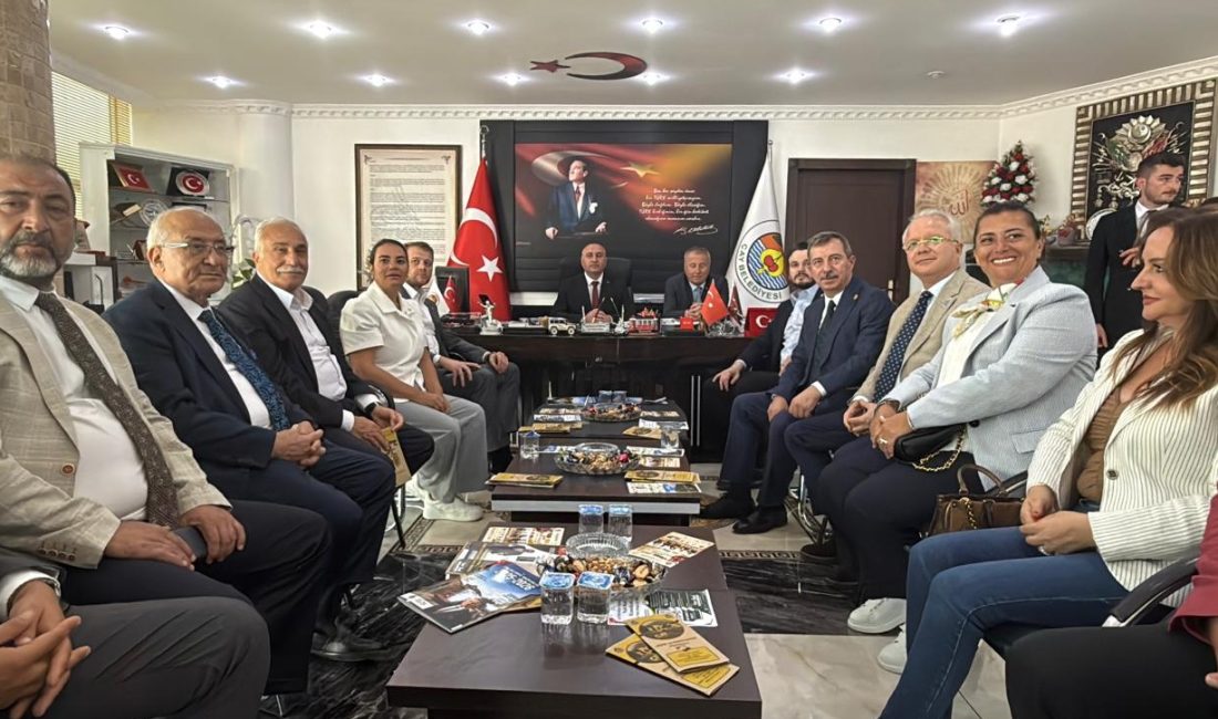 Afyonkarahisar'da temaslarını sürdüren İyi Parti Genel Merkez heyeti, Dereçine'nin ardından