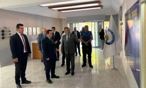 Emirdağ Kaymakamı Adem Topaca, Emirdağ Belediyesini ziyaret ederek Belediye Başkanı