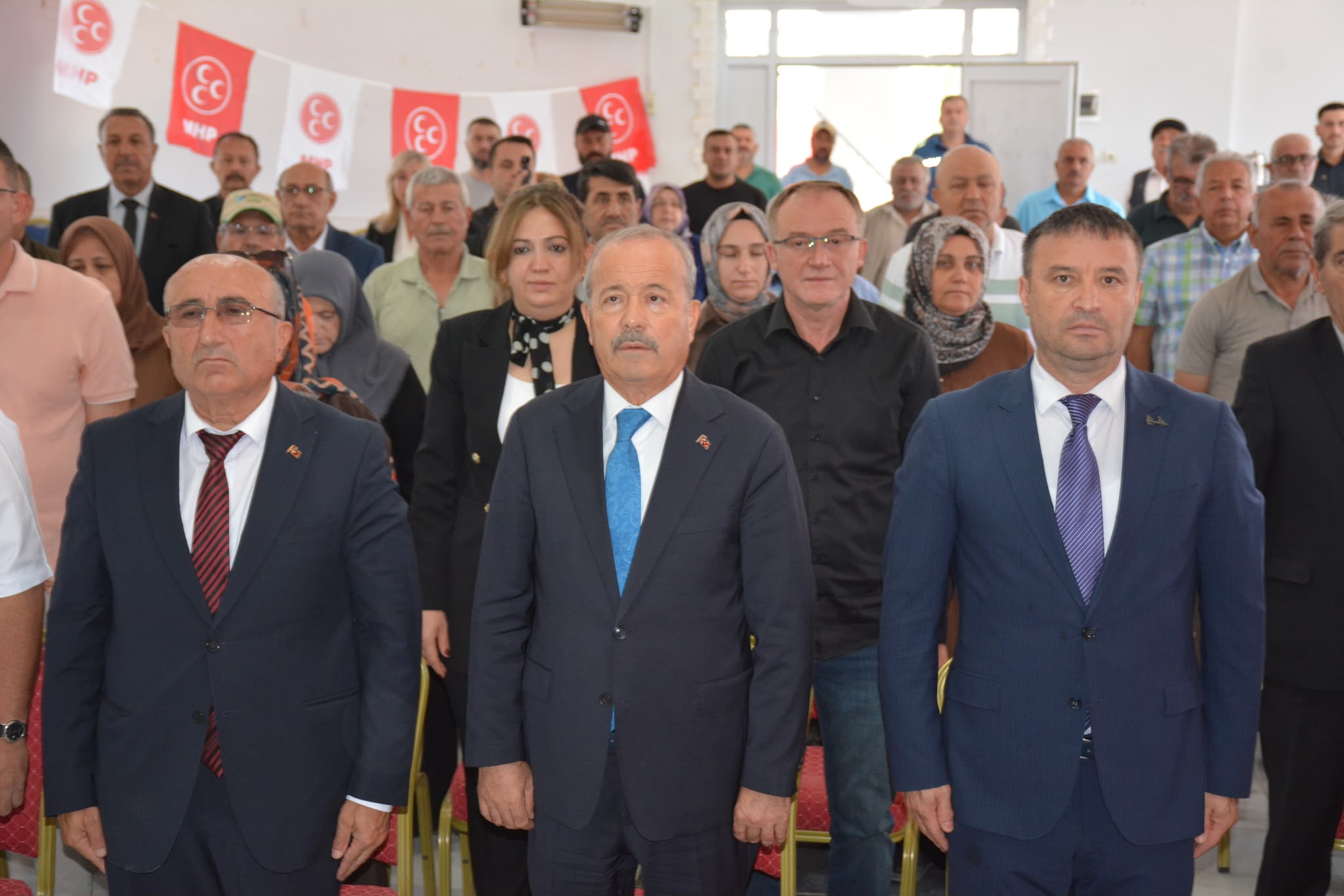 MHP Evciler ve Kızılören ilçe başkanları güven tazeledi 3 MHP Evciler ve Kızılören ilçe başkanları güven tazeledi