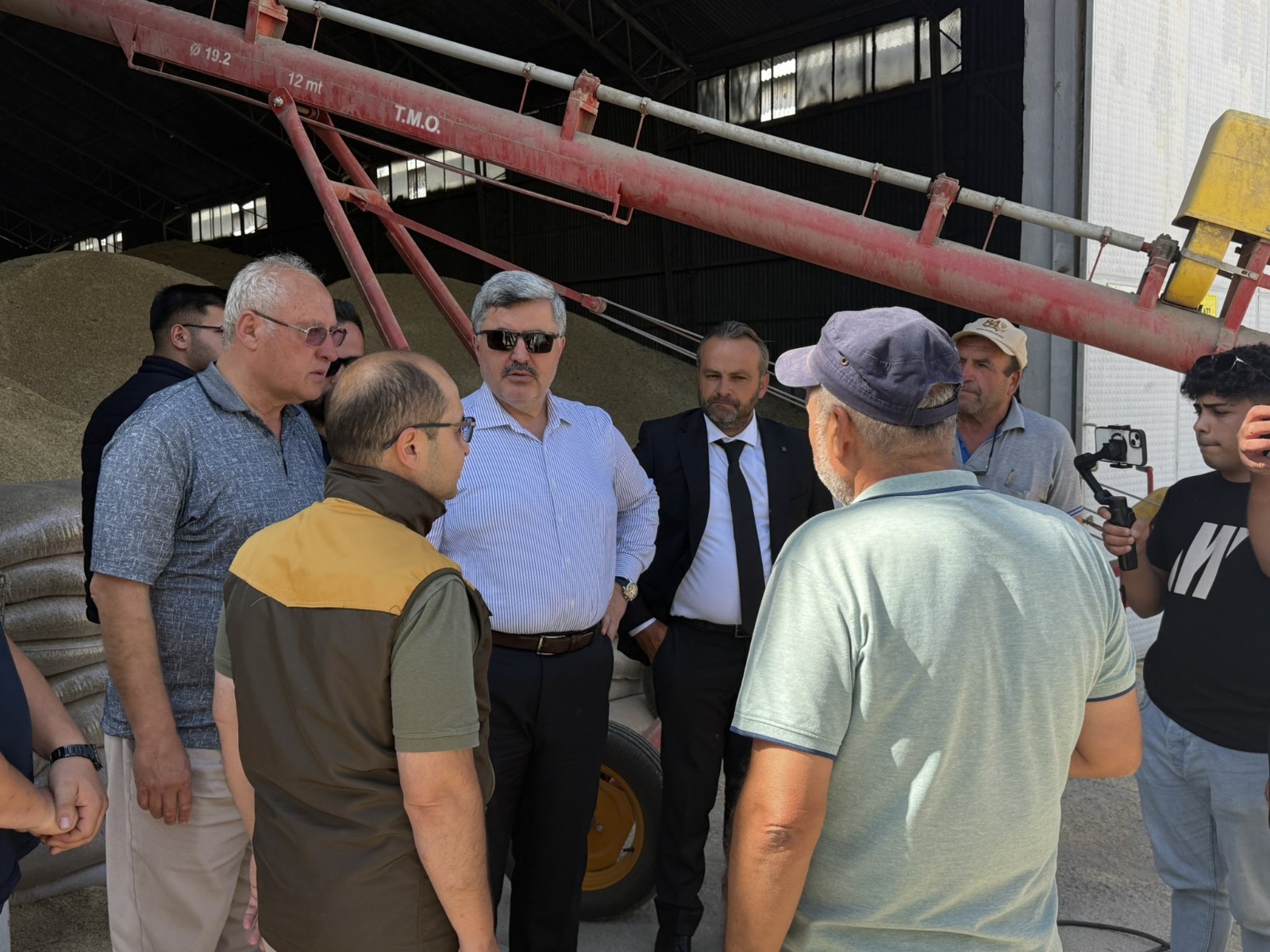 “Milletimize eser kazandırmaya devam ediyoruz”