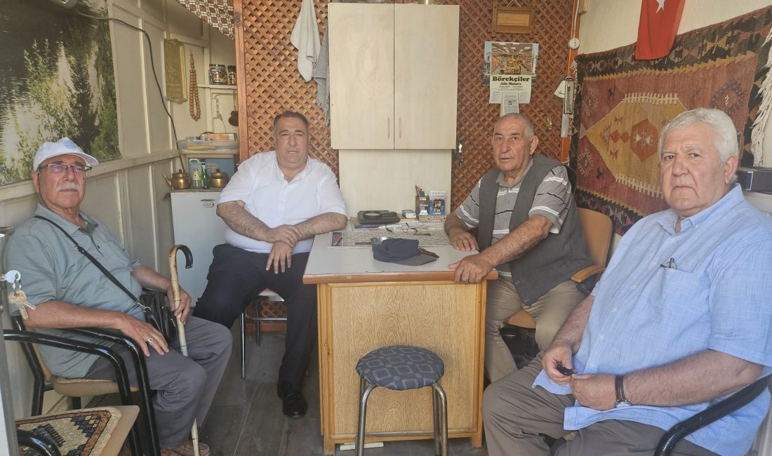 İYİ Parti Afyonkarahisar İl Başkanı Muhammet Mısırlıoğlu, İl Sekreteri Şaban