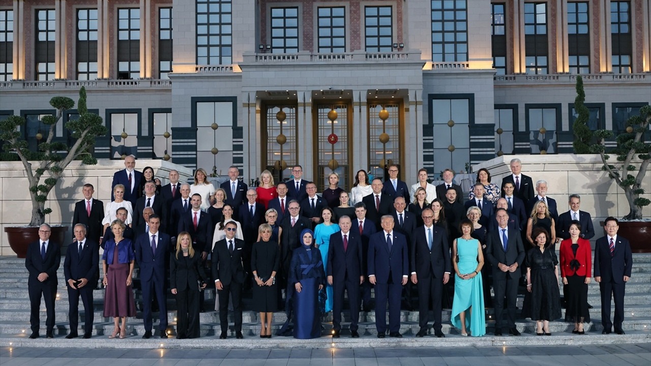 NATO Ankara Zirvesi sonuç bildirisi yayımlandı: 50 milyar dolarlık anlaşma! 2 NATO Ankara Zirvesi sonuç bildirisi yayımlandı: 50 milyar dolarlık anlaşma!