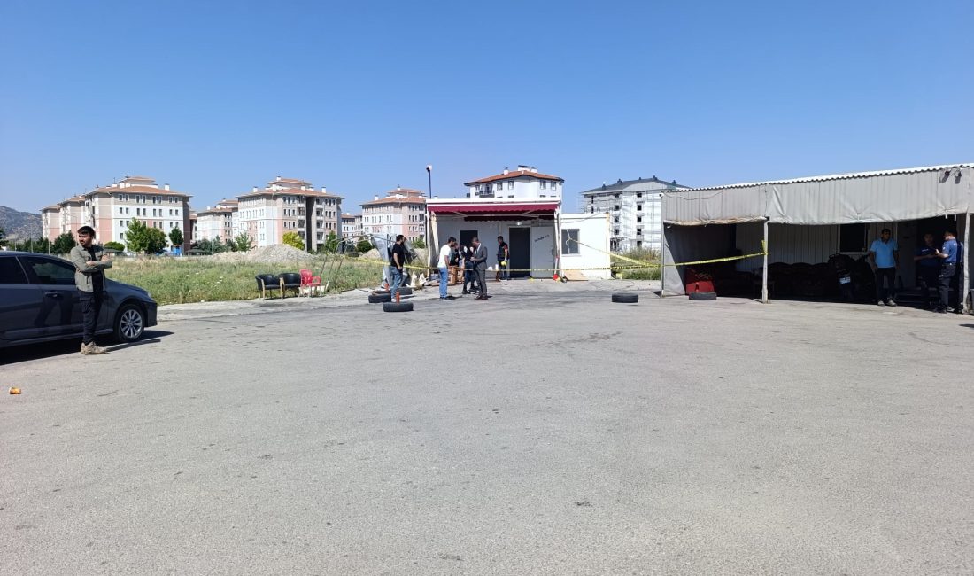 Uydukent Minibüs Durağı Başkan Vekili Kazım Adıbelli, merhum Durak Başkanı