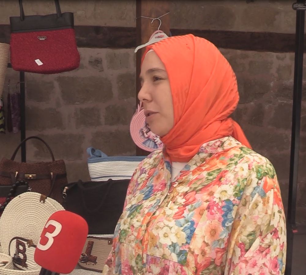 Kadın emeğine özel pazar yoğun ilgi görüyor 4 Kadın emeğine özel pazar yoğun ilgi görüyor