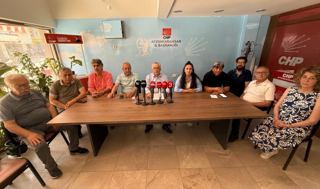CHP Merkez Yönetim Kurulu tarafından görevden alınan CHP Afyonkarahisar İl