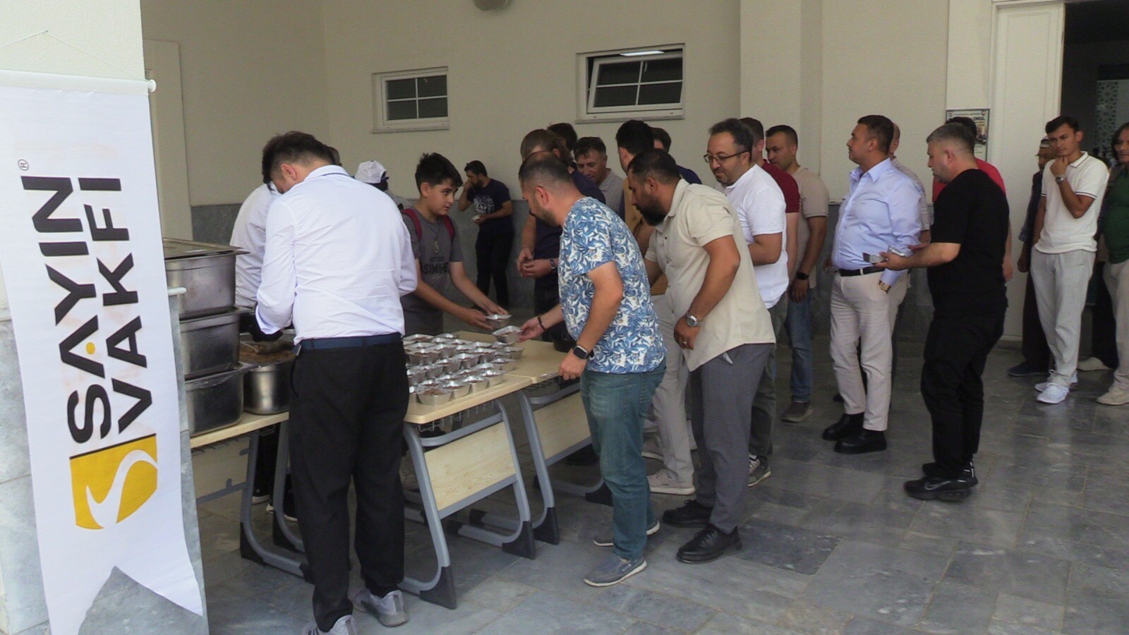 Sayın Vakfı'ndan bin kişilik aşure ikramı