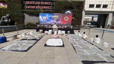 İstanbul ve 12 ilde, son 25 günde düzenlenen operasyonlarda ele
