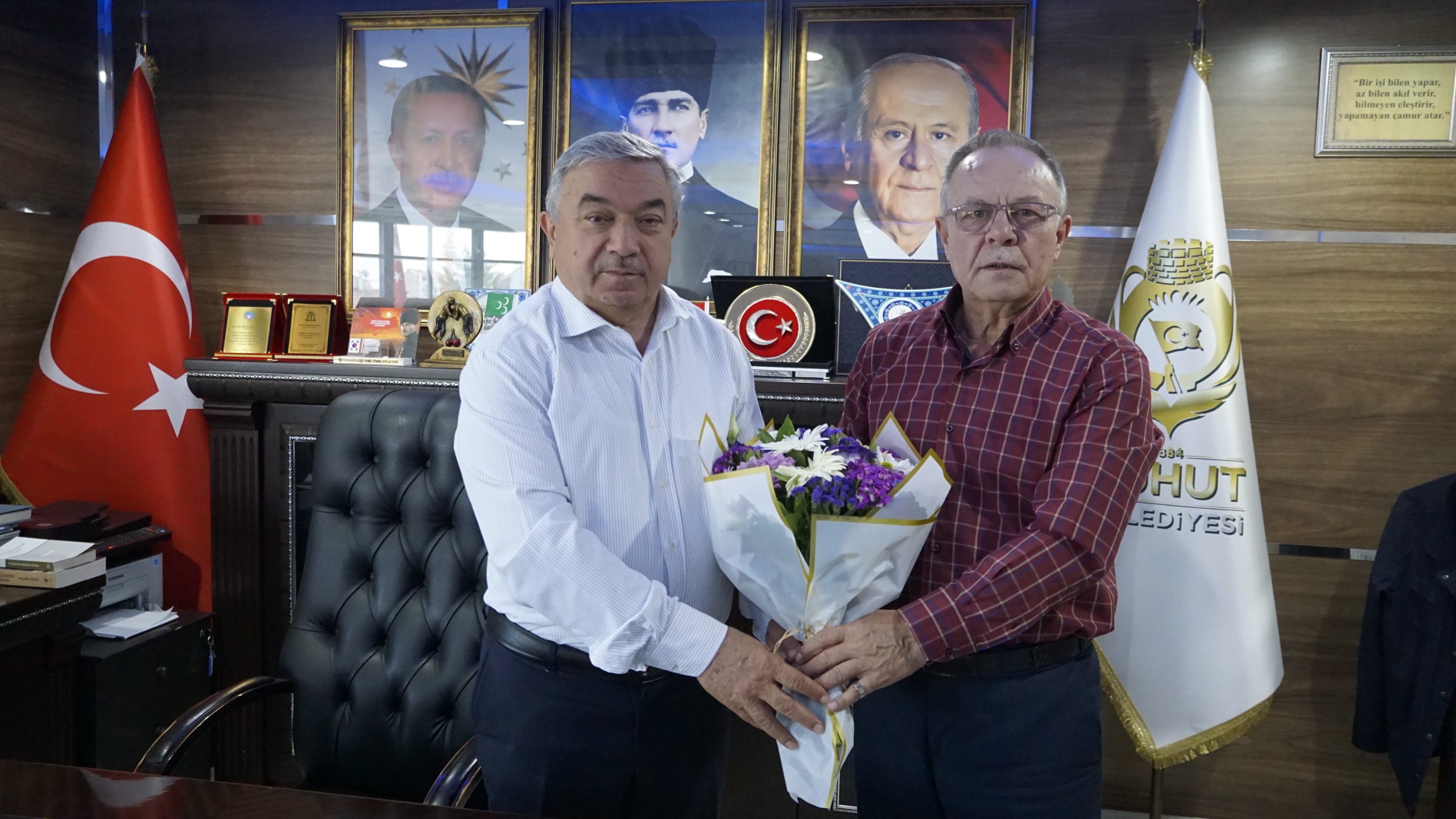 Şuhut Belediyesi'nde en düşük maaş 41 bin 800 TL 2 Şuhut Belediyesi'nde en düşük maaş 41 bin 800 TL