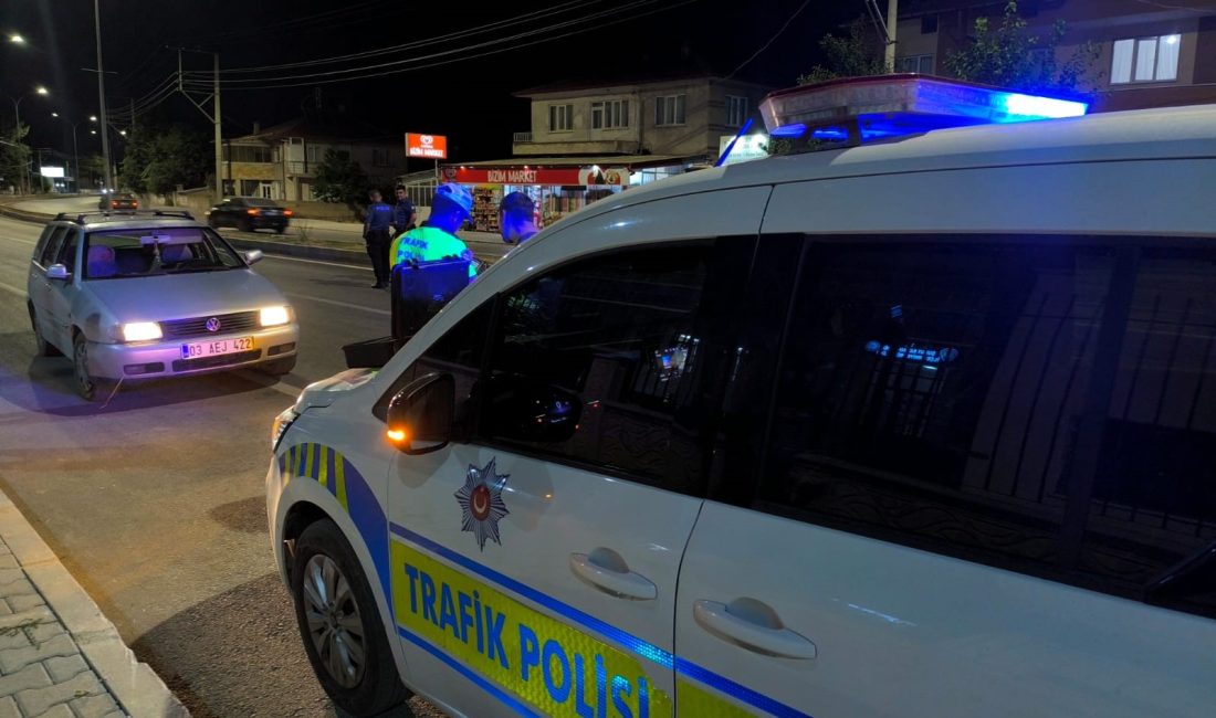 Afyonkarahisar'ın Şuhut ilçesinde vatandaşların huzur ve güvenliğini sağlamak amacıyla polis