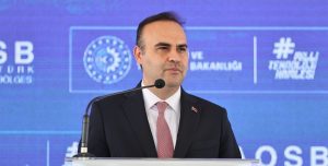 Sanayi ve Teknoloji Bakanı Mehmet Fatih Kacır, gökyüzü tutkunlarını Afyonkarahisar'ın