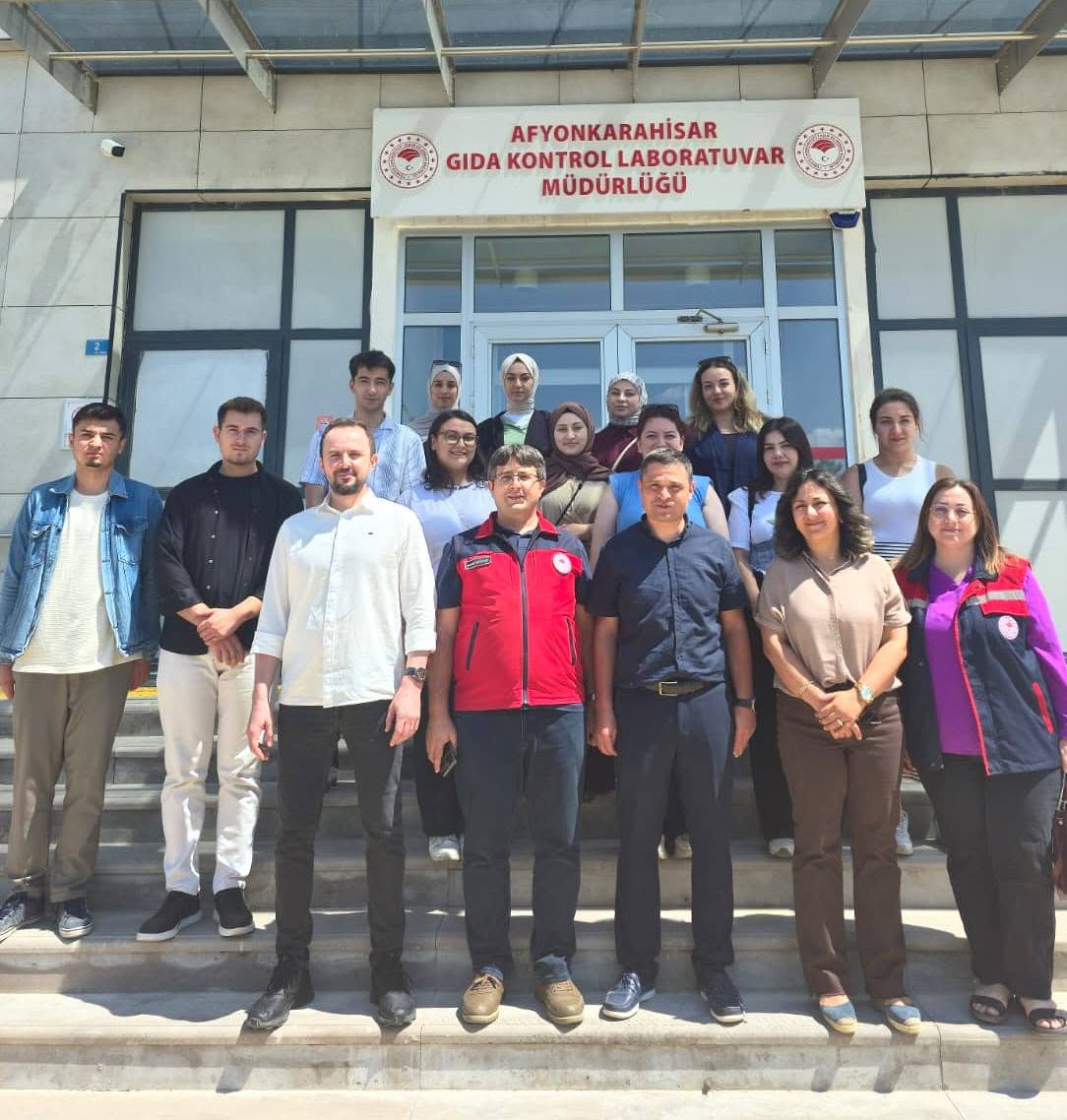 Teknik geziyle mesleki deneyim kazandılar 2 Teknik geziyle mesleki deneyim kazandılar