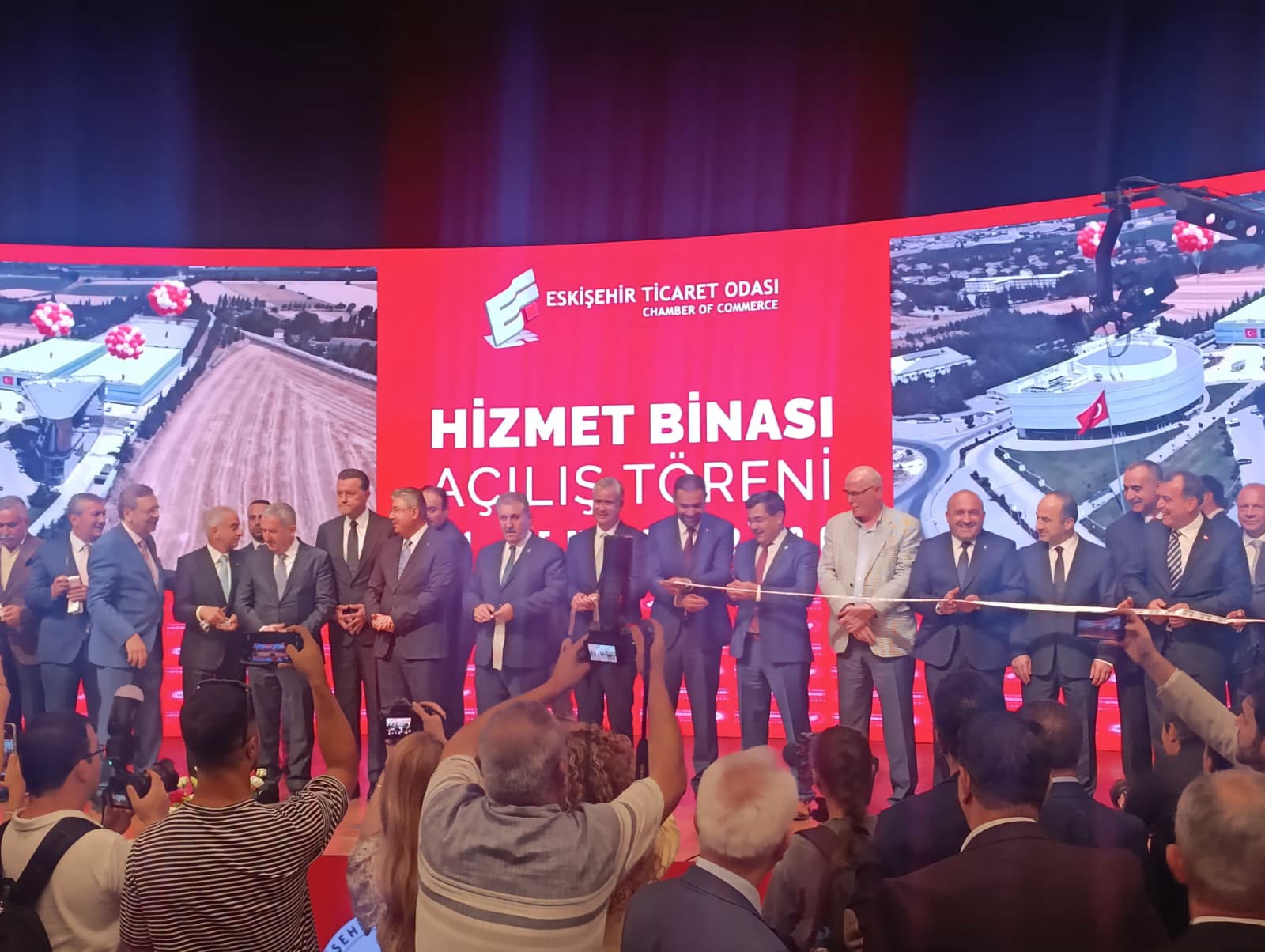 Ticaret dünyası Eskişehir'de buluştu 2 Ticaret dünyası Eskişehir'de buluştu