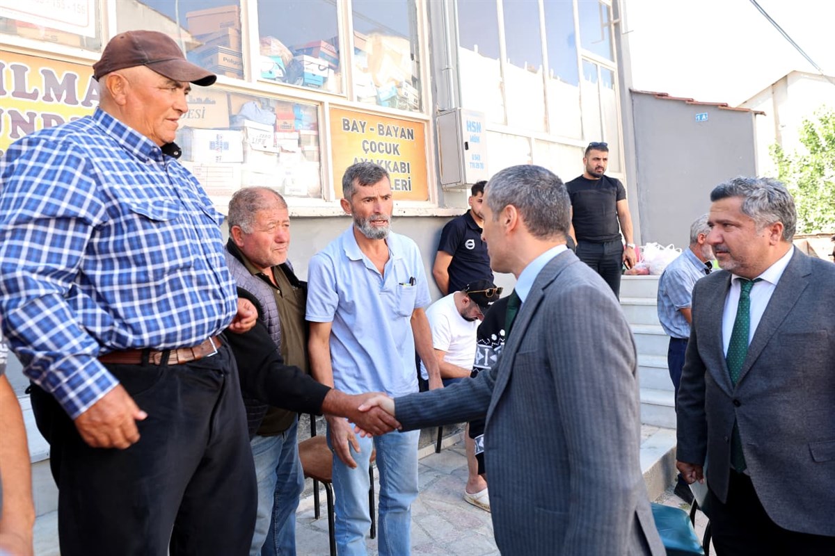 Vali Aktaş'tan Hocalar ve Kızılören'e ziyaret 1 Vali Aktaş'tan Hocalar ve Kızılören'e ziyaret