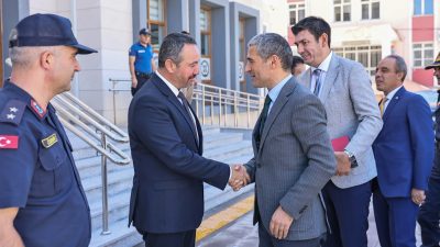 Afyonkarahisar Valisi Naci Aktaş, Sandıklı Kaymakamlığını ziyaret etti.