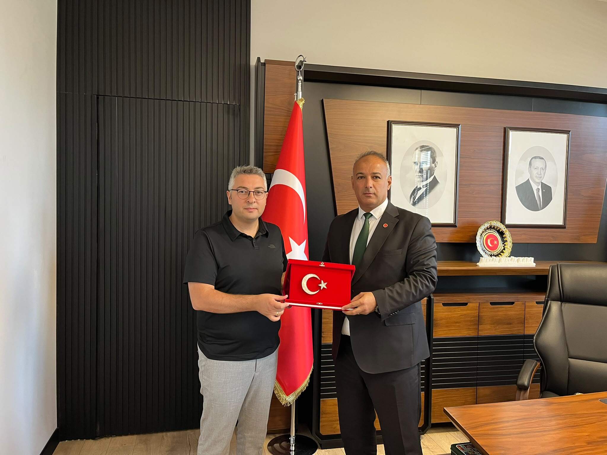 Türk İmar-Sen'den yeni İl Müdürü'ne nezaket ziyareti 1 Türk İmar-Sen'den yeni İl Müdürü'ne nezaket ziyareti