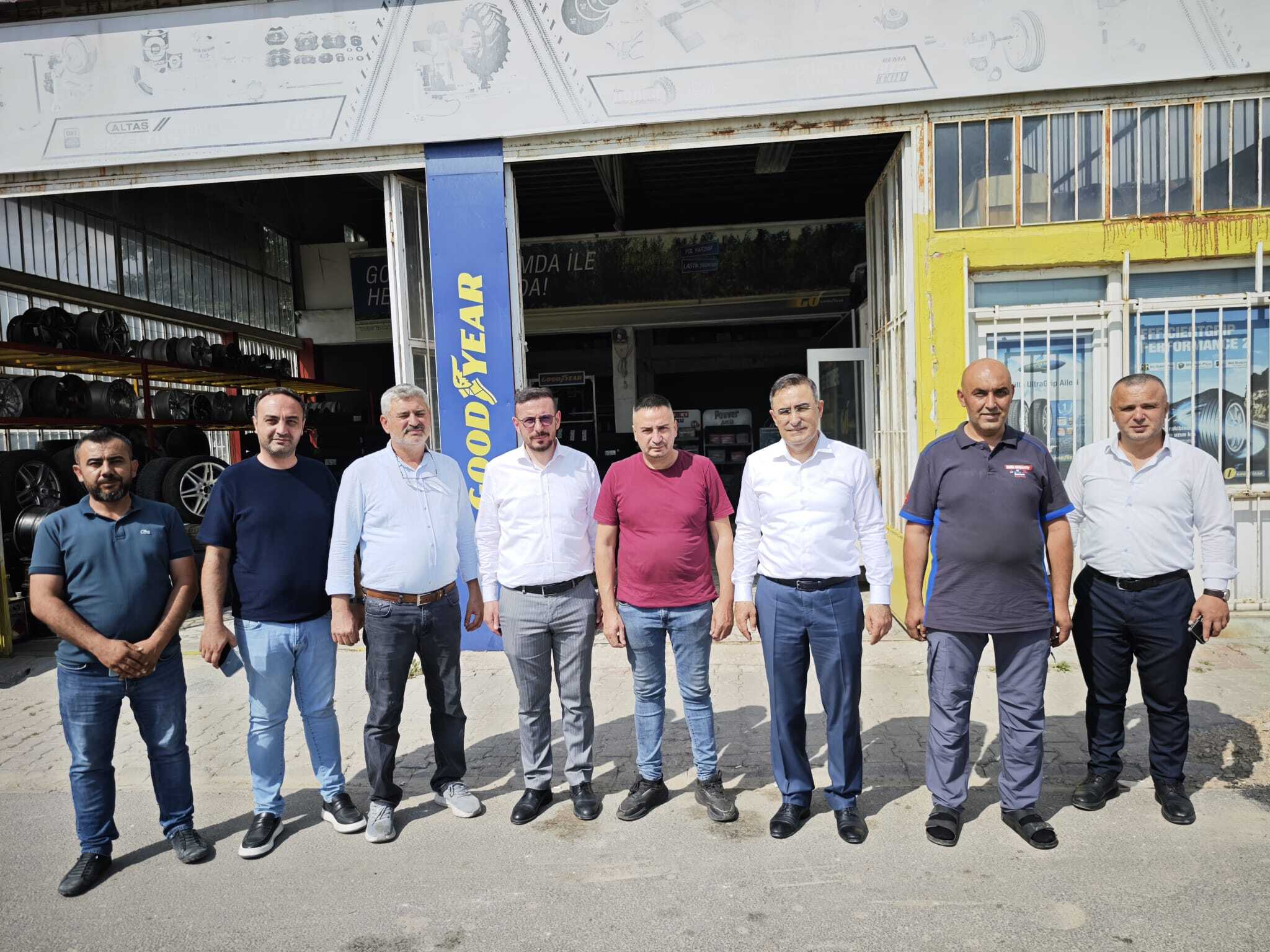 Hasan Arslan'dan Afyonkarahisar'da yoğun ziyaret trafiği 1 Hasan Arslan'dan Afyonkarahisar'da yoğun ziyaret trafiği