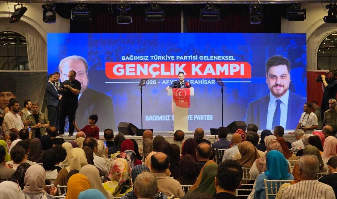 Bağımsız Türkiye Partisi'nin Yaz Gençlik Kampı, Afyonkarahisar'da düzenlenen kapanış programıyla