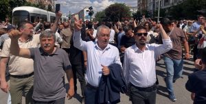 CHP Afyonkarahisar İl Başkanı Hasan Karadeniz, il ve ilçe yöneticileri,