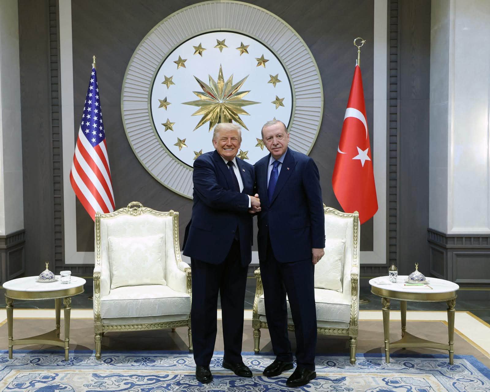 Trump'tan Ankara'da kritik mesajlar: "İran ile ateşkes bitti, Türkiye F-35'leri alacak" 3 Trump'tan Ankara'da kritik mesajlar: "İran ile ateşkes bitti, Türkiye F-35'leri alacak"