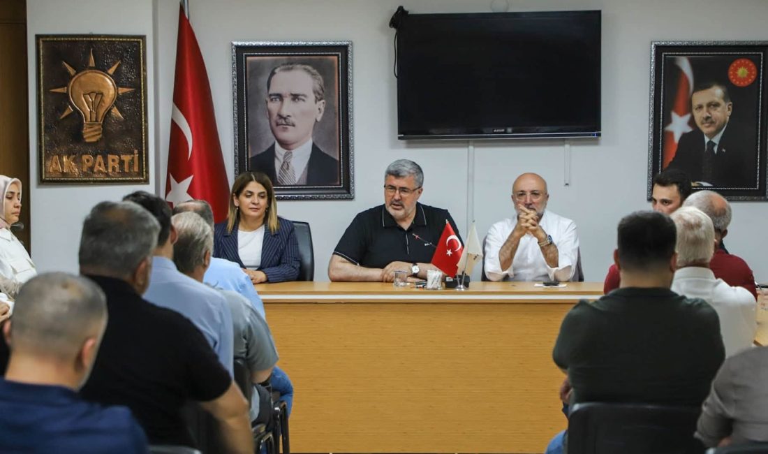 AK Parti Afyonkarahisar Teşkilatı, görev süresini tamamlayan İl Başkanı Turgay