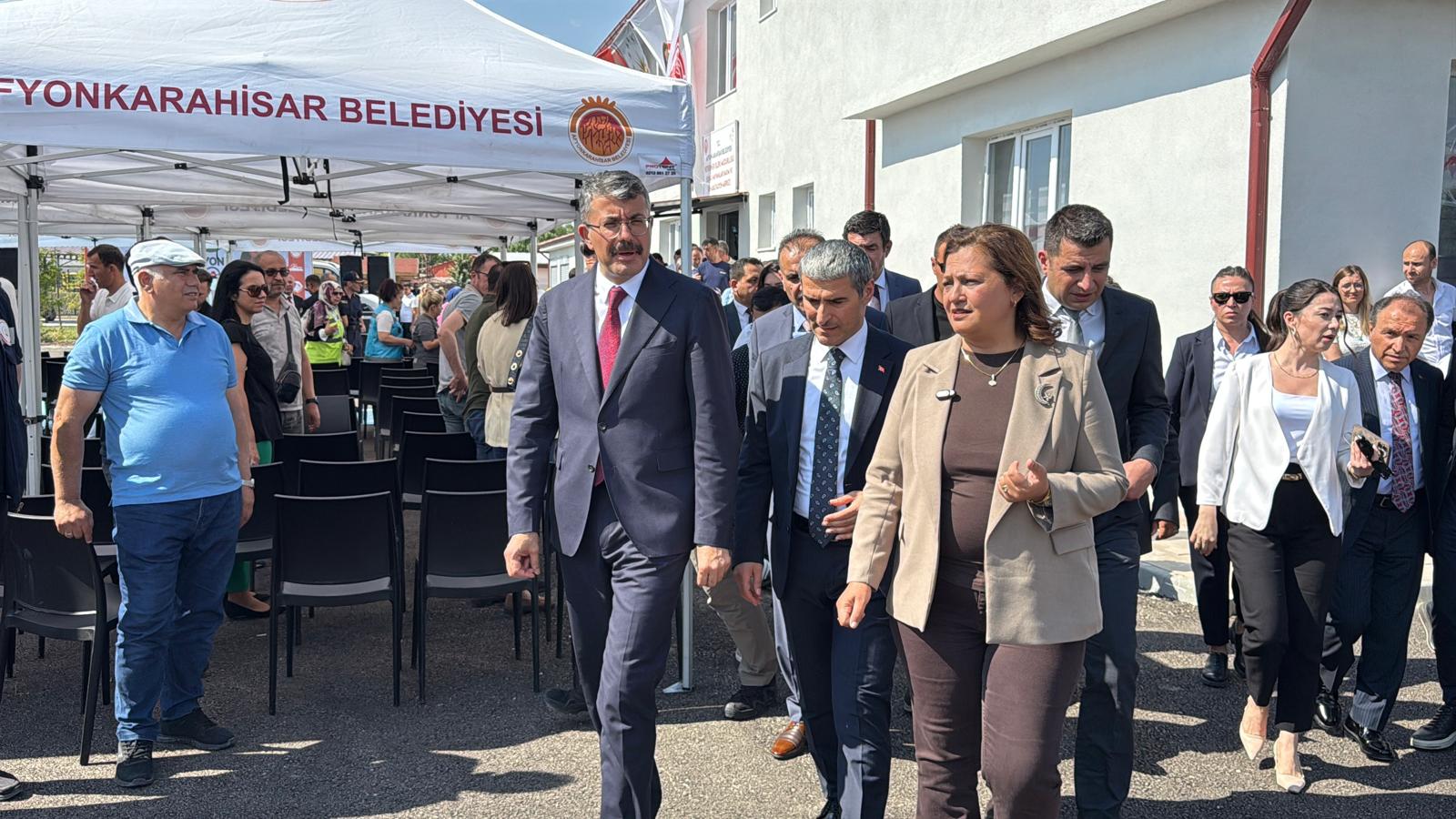 Can dostlar için modern tesis kapılarını açtı