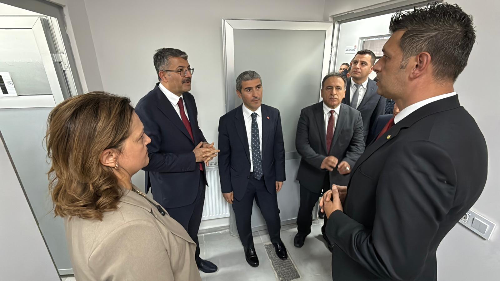 Can dostlar için modern tesis kapılarını açtı