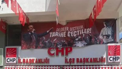 CHP Afyonkarahisar İl Başkanlığı makam odasında kullanılan mobilyalarla ilgili ihbar
