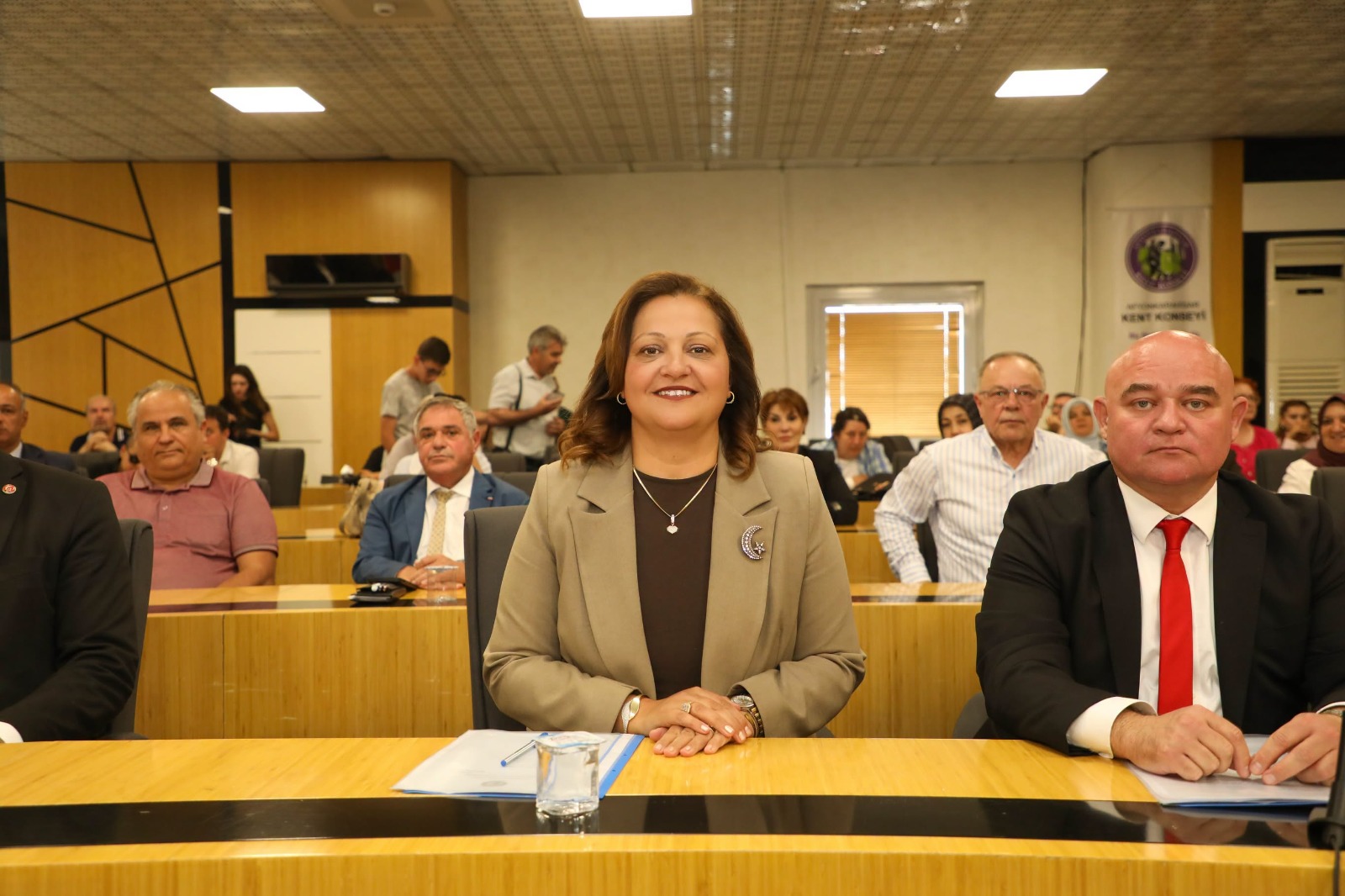 Ahmet Akkent, güven tazeledi 2 Ahmet Akkent, güven tazeledi
