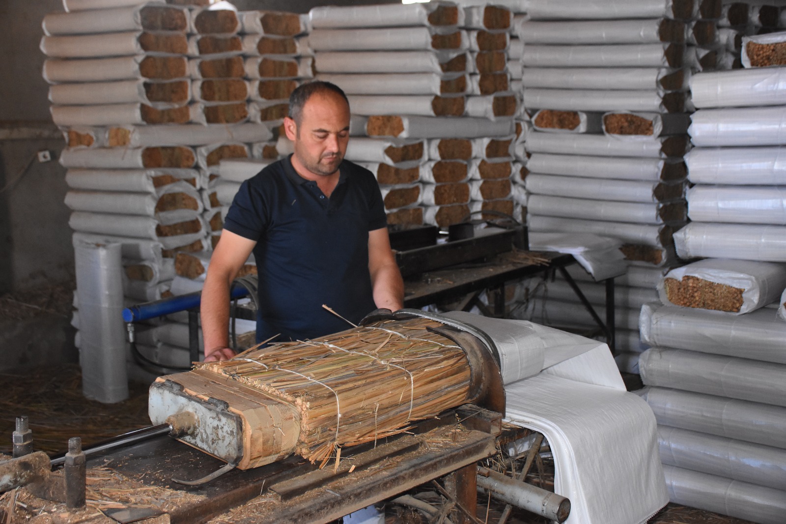 Bolvadin’de geleneksel şark köşesi kültürünü yaşatıyorlar