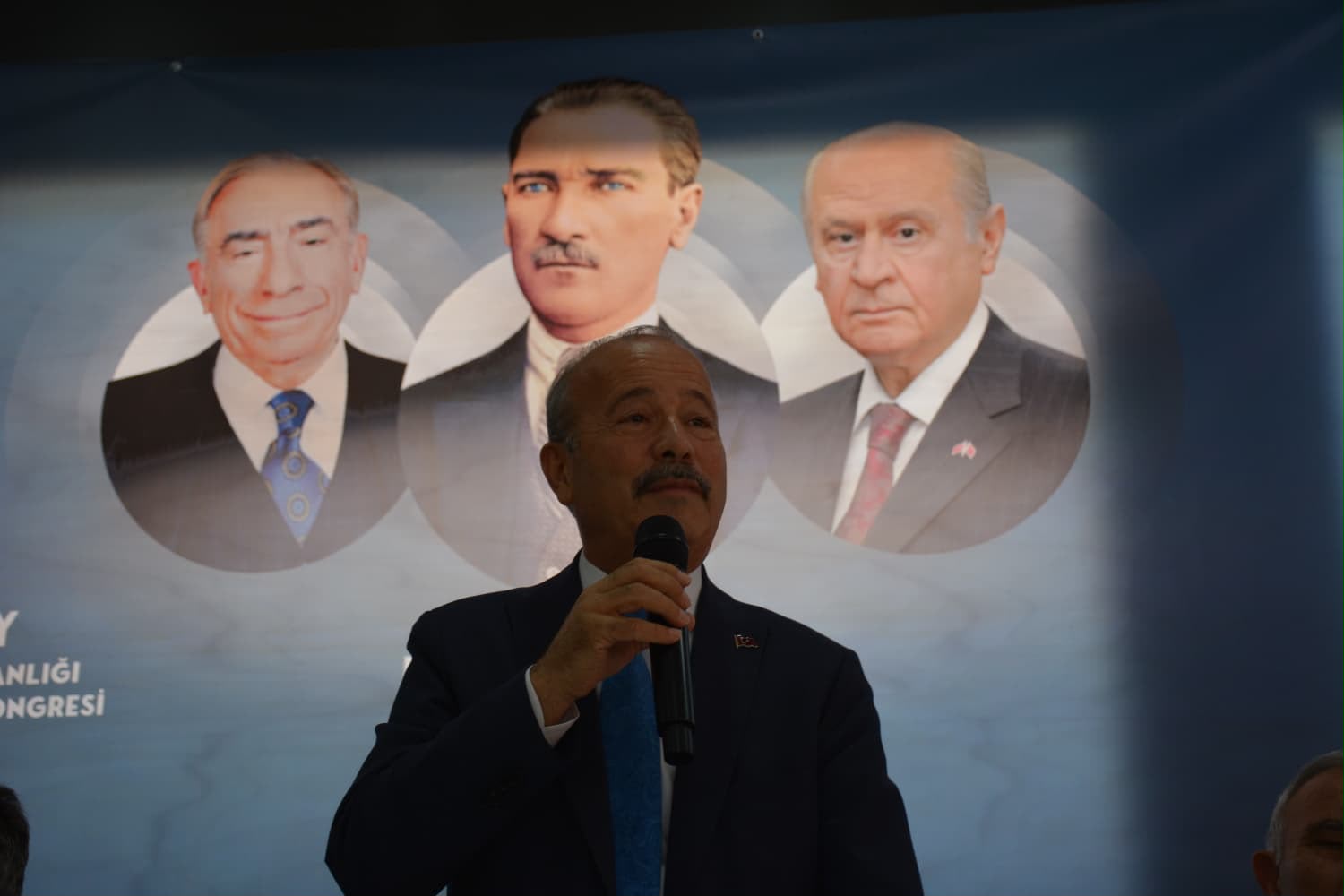 MHP’de kongre heyecanı başladı