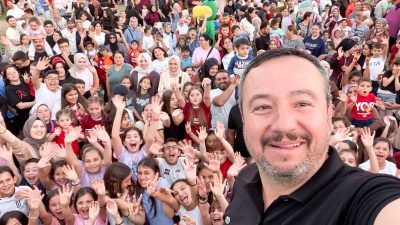 Sandıklı Belediyesi tarafından karne hediyesi olarak düzenlenen 2. Çocuk Karnavalı,