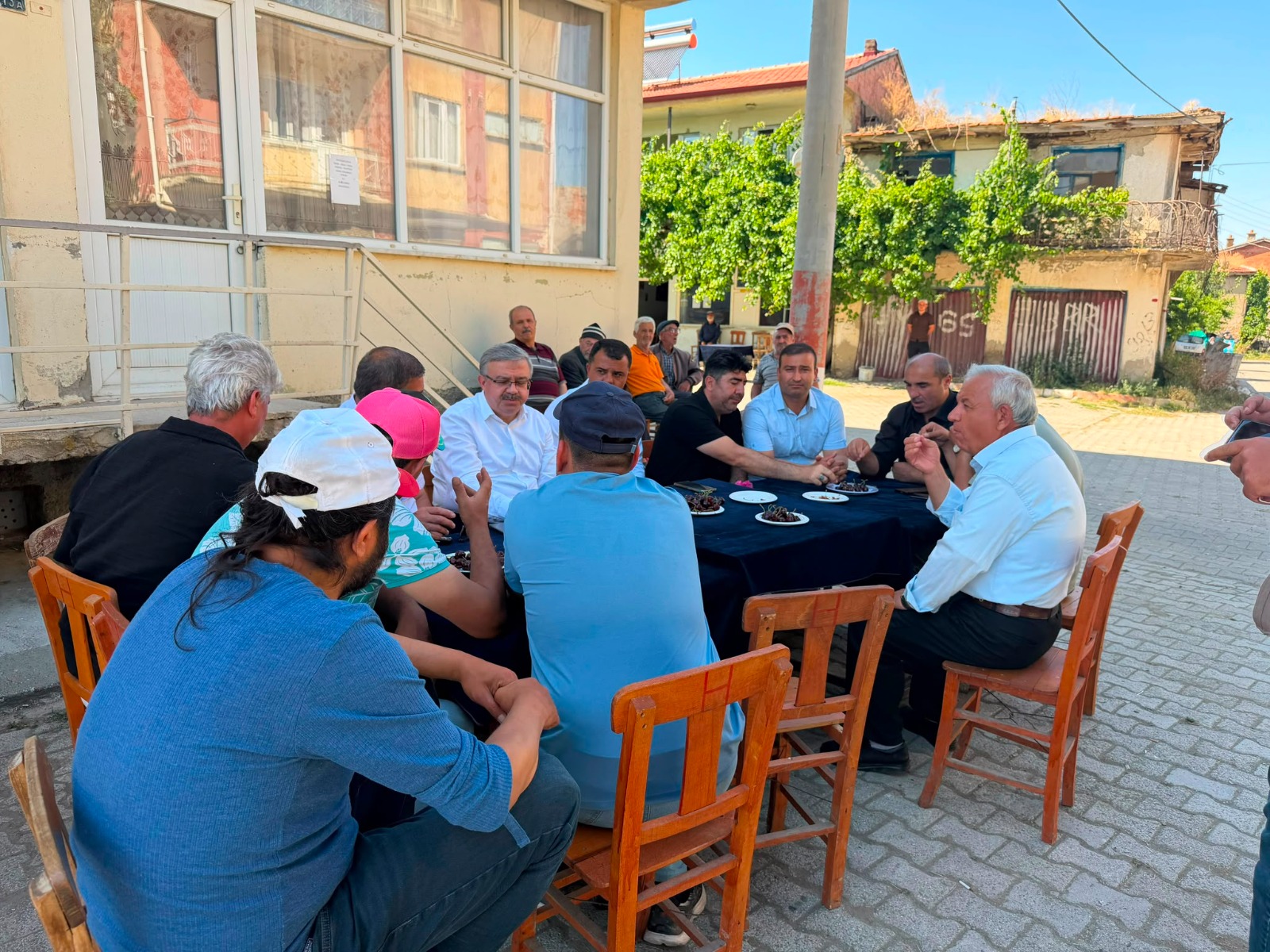 “Üreticilerimizin her zaman yanındayız”