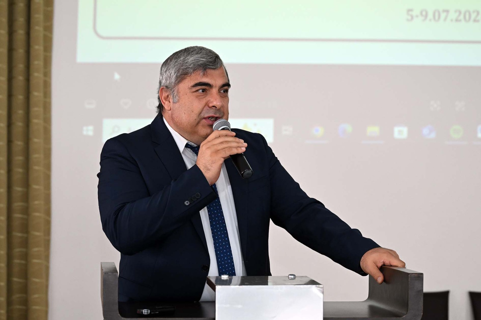 AKÜ'de öğretmenler sahada eğitim alacak