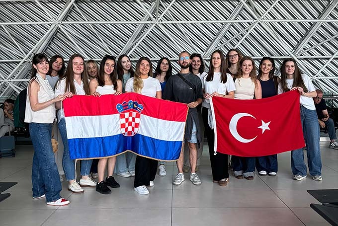 Afyon Kocatepe Üniversitesi (AKÜ) ev sahipliğinde düzenlenen “Zagreb Üniversitesi Türkoloji
