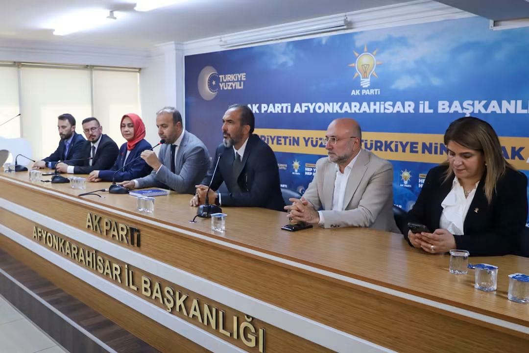 AK Parti Afyon teşkilatı sandık başına gitti 11 AK Parti Afyon teşkilatı sandık başına gitti