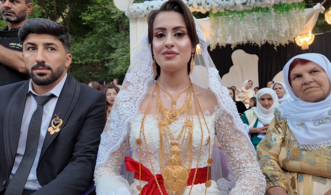 Şırnak’ın Beytüşşebap ilçesinde iki gün iki gece süren düğünde çifte,