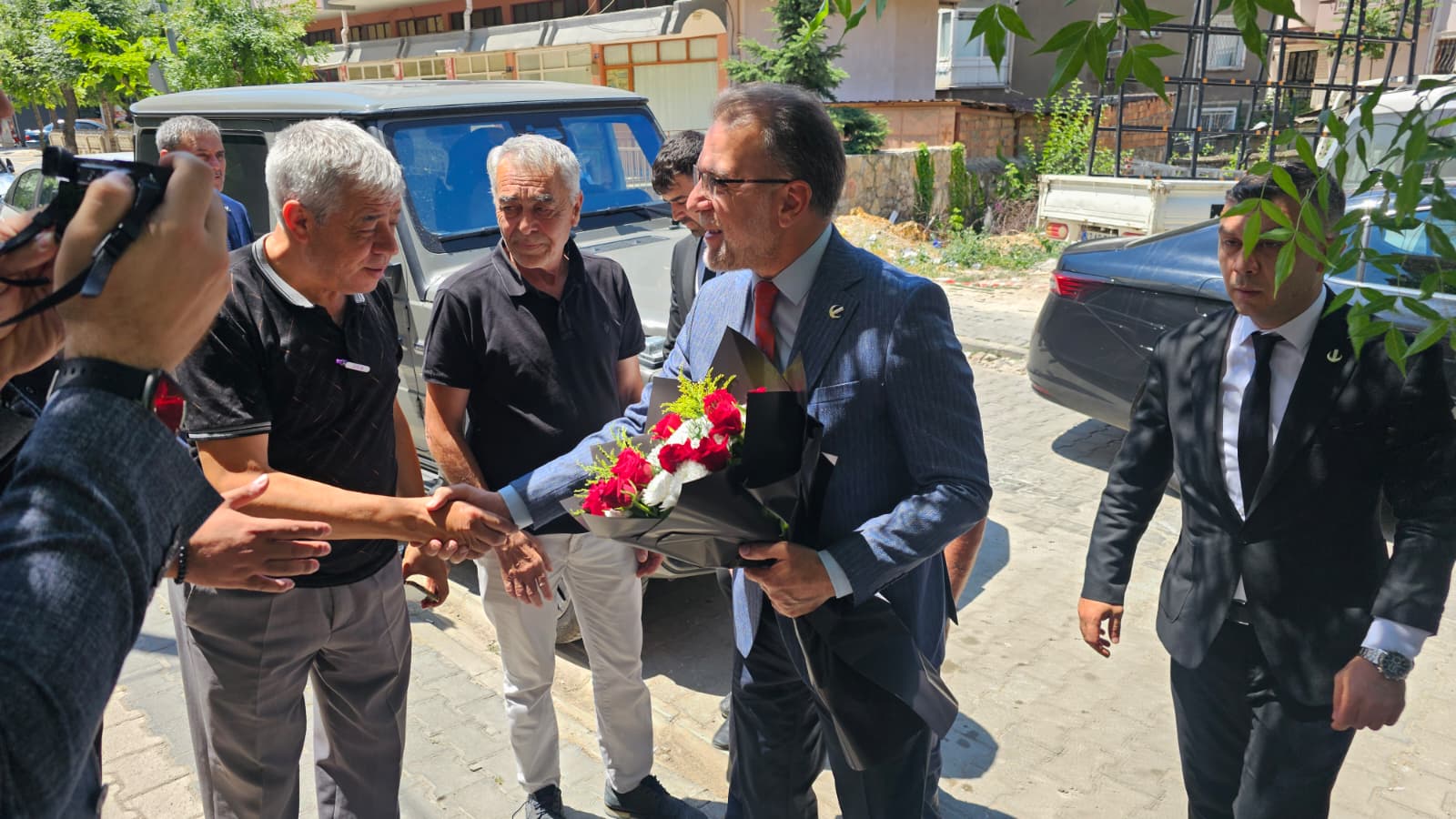 Yeniden Refah Partisi Afyonkarahisar'da yeni il binasını açtı 2 Yeniden Refah Partisi Afyonkarahisar'da yeni il binasını açtı