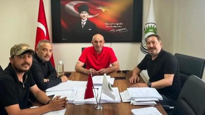 Dinar Belediye Başkanı Veysel Topçu, Afyonkarahisar Ticaret Borsası bünyesinde faaliyet