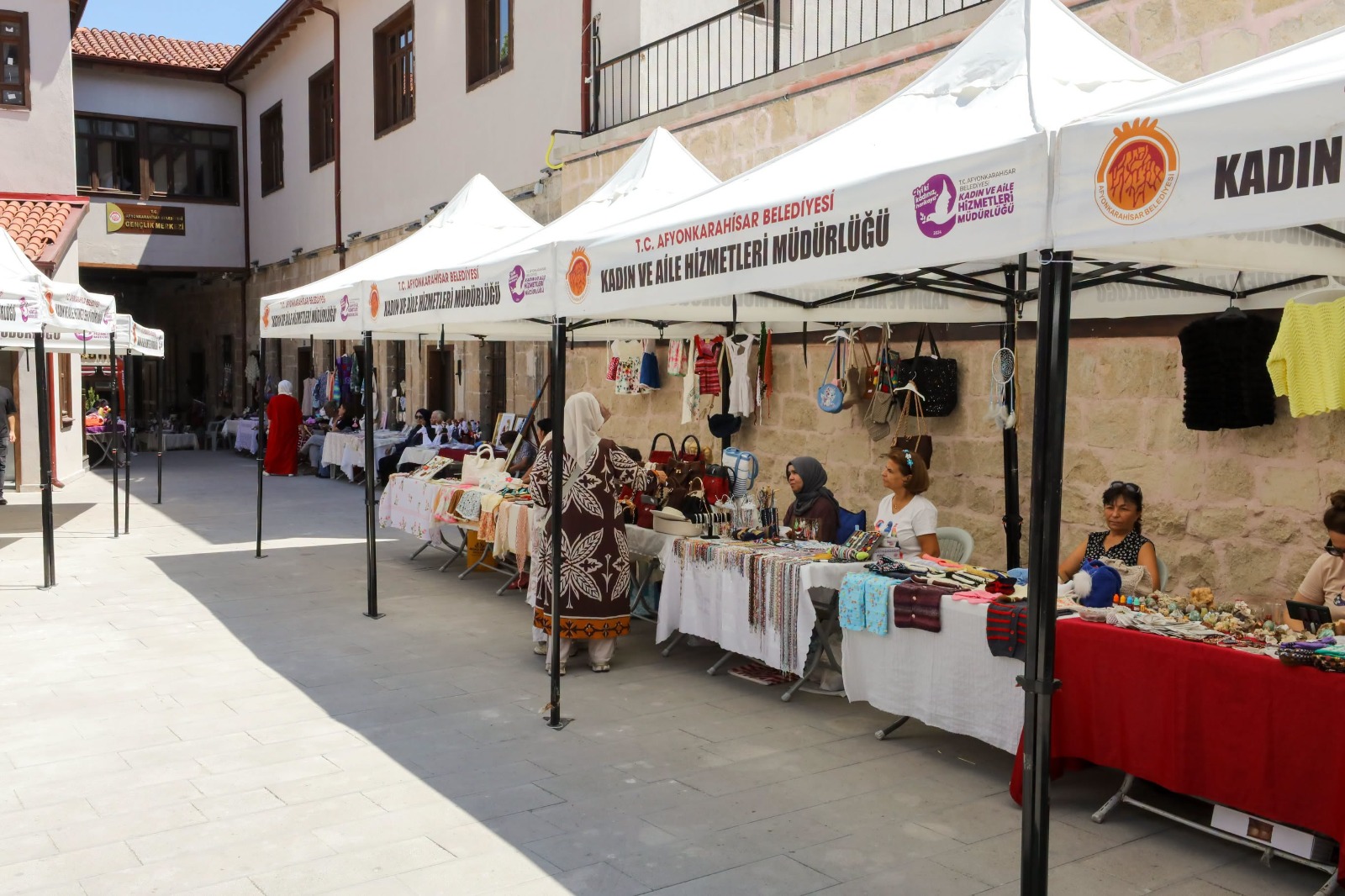 Köle Hanı'nda üretim ve eğitime destek ziyareti