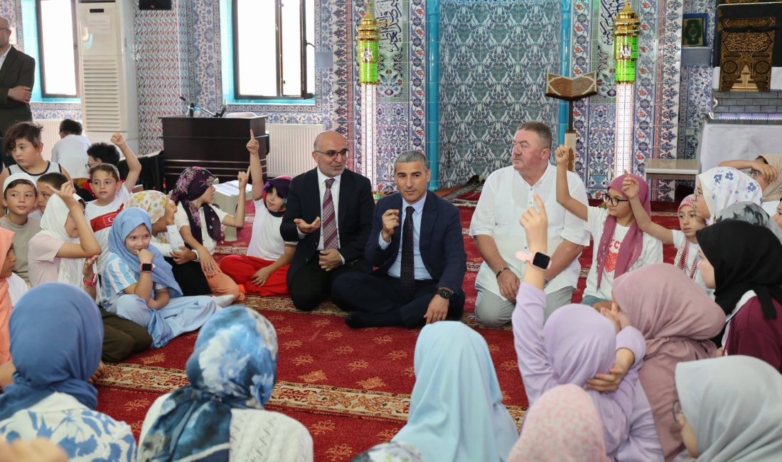 Afyonkarahisar Valisi Dr. Naci Aktaş, Diyanet İşleri Başkanlığı tarafından ülke