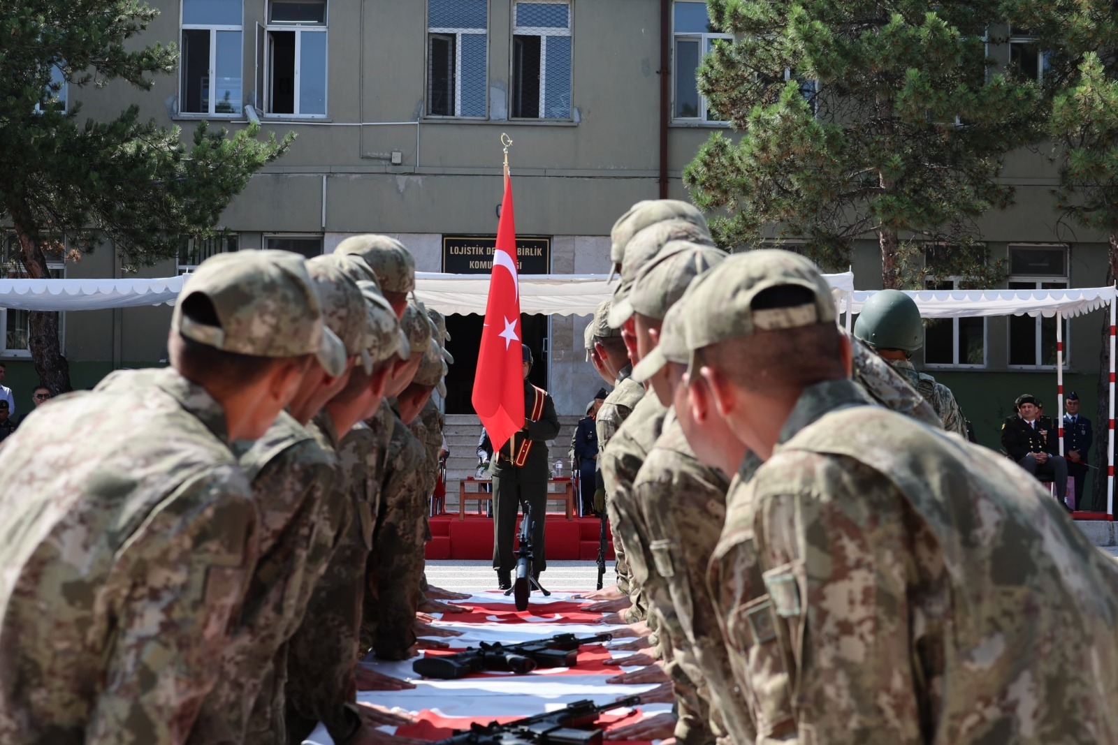 Afyonkarahisar'da Mehmetçiklerin yemin gururu