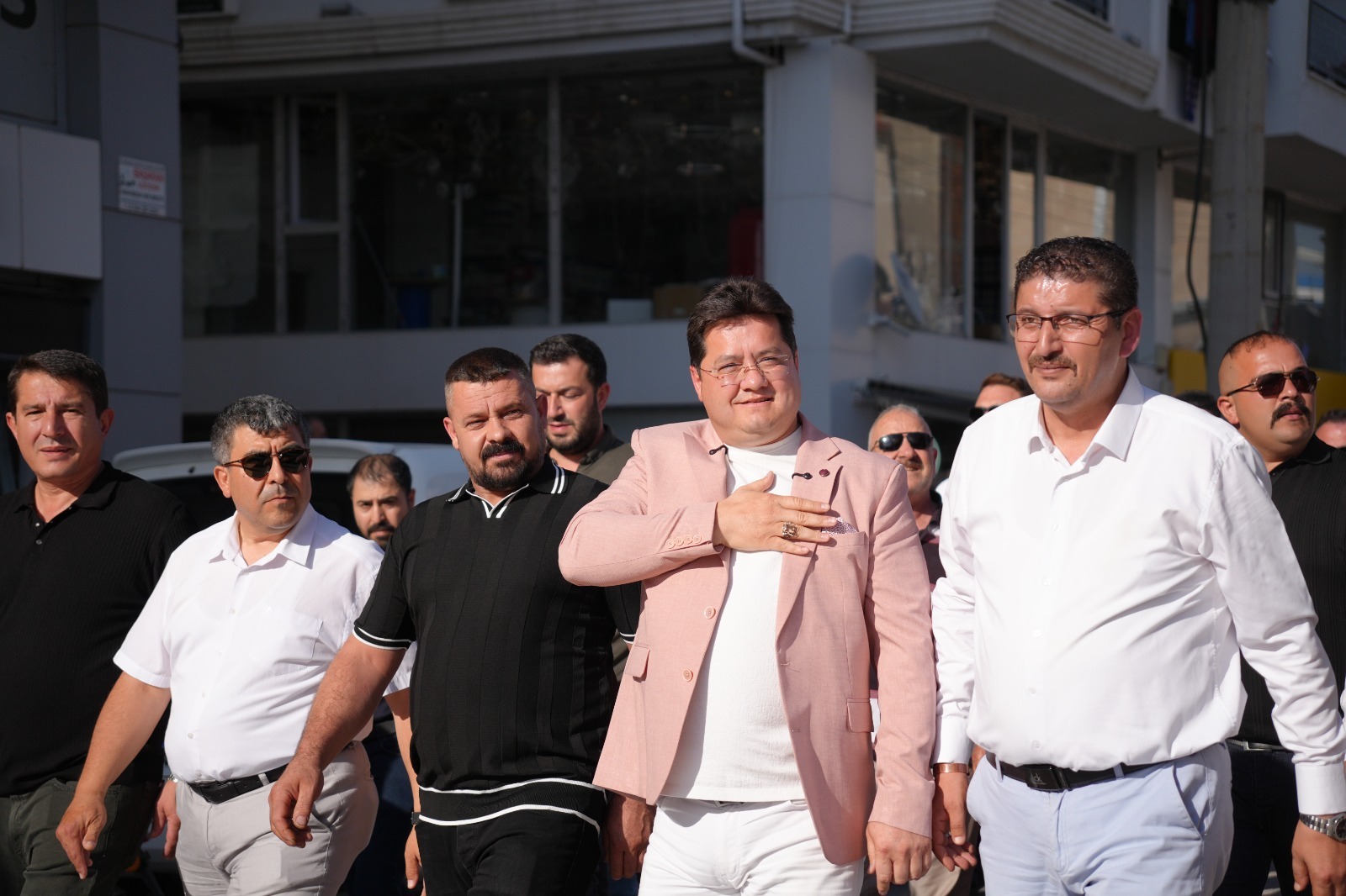 “Bizim yolumuz hizmet, rotamız Bolvadin’dir”