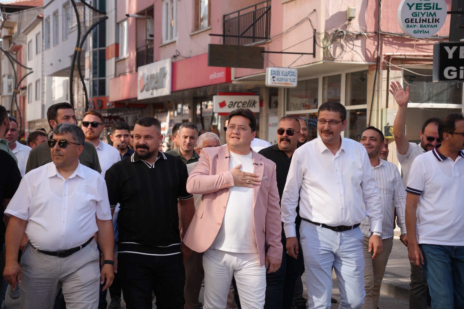 “Bizim yolumuz hizmet, rotamız Bolvadin’dir”
