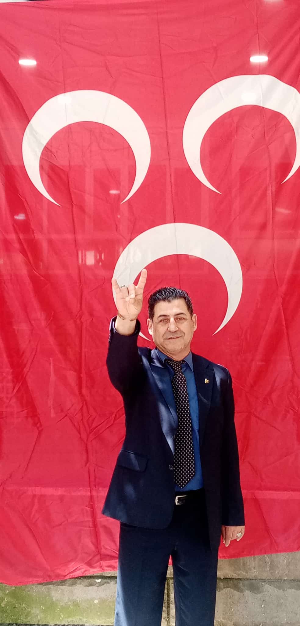 YRP Eski İlçe Başkanı Kadir Kiper MHP'de 1 YRP Eski İlçe Başkanı Kadir Kiper MHP'de