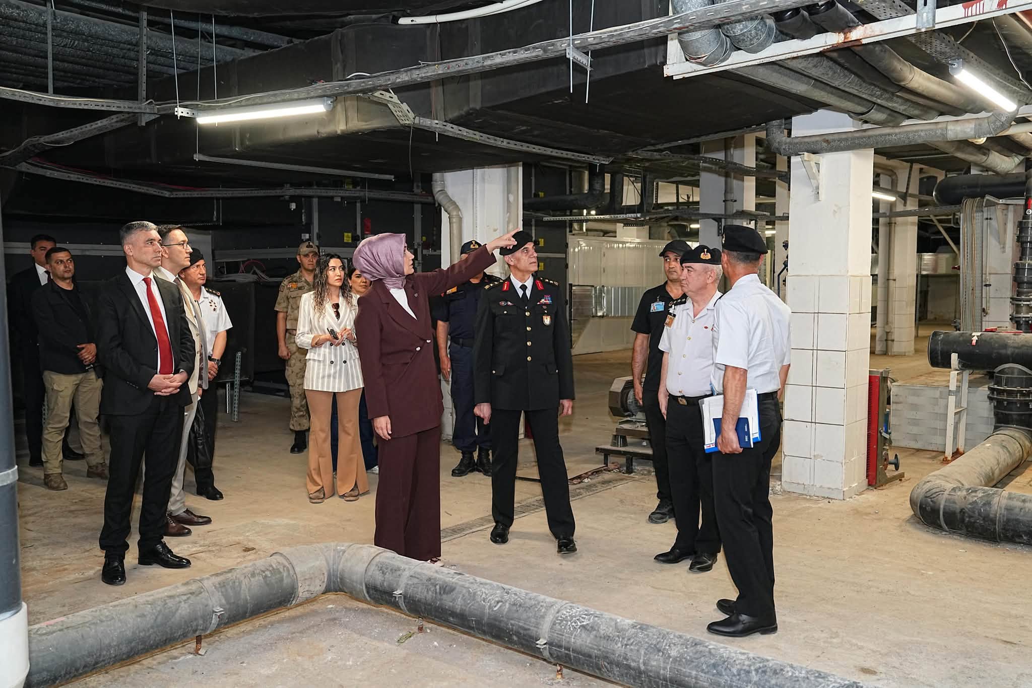 Yiğitbaşı, Akademi'de öğrencilerle buluştu