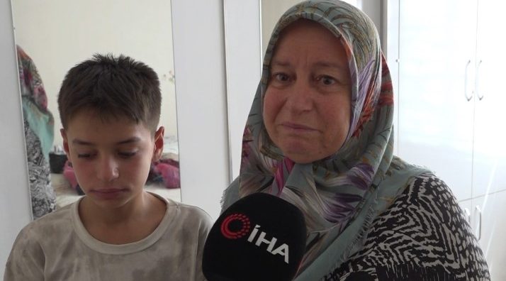 Gaziantep’te hane halkının tatilde olduğu sırada bir eve giren 2