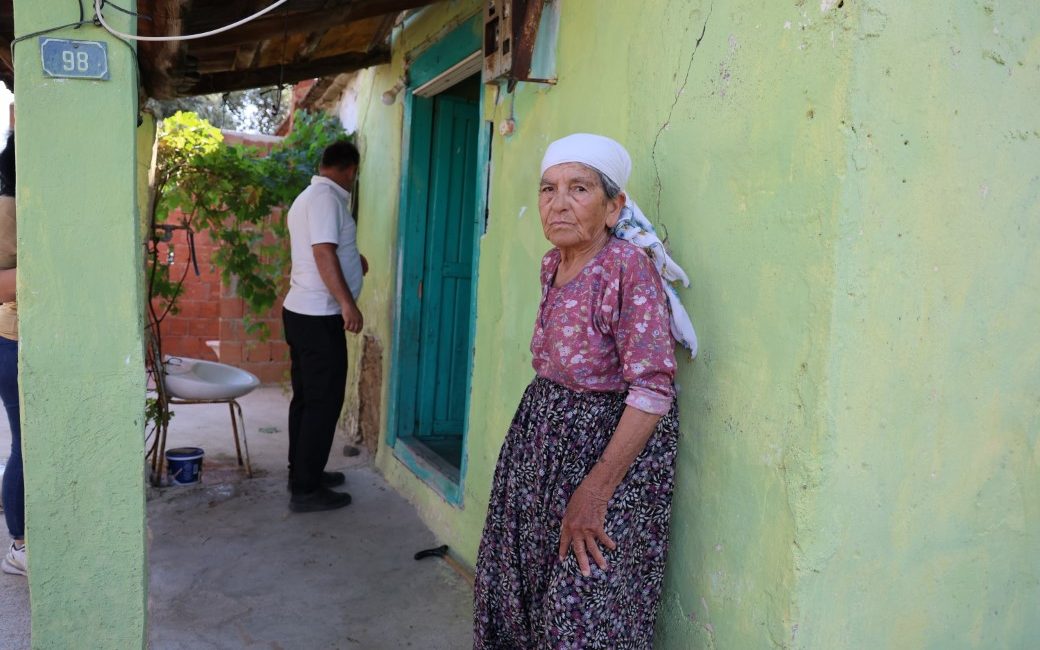 Aydın’ın Efeler ilçesine bağlı kırsal Kuloğulları Mahallesi’nde tek başına yaşayan